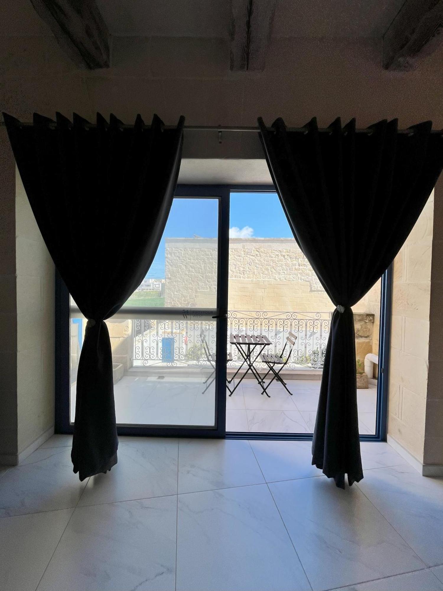 Fiftyfour West Boutique Living Bed & Breakfast Gharb  Luaran gambar