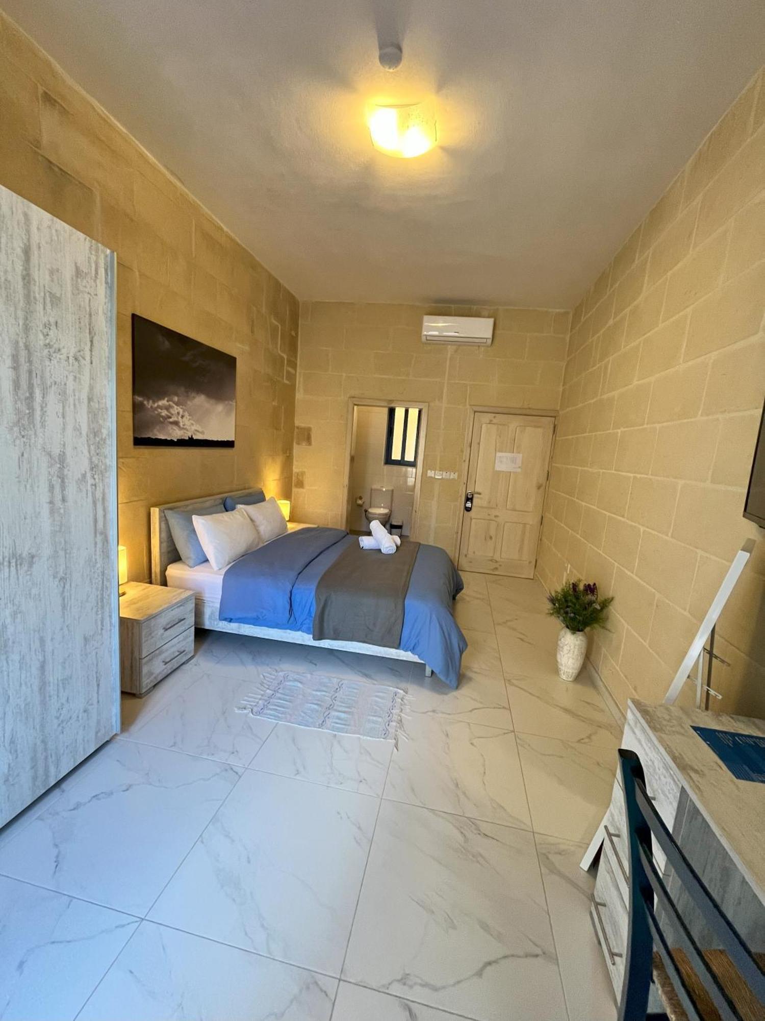 Fiftyfour West Boutique Living Bed & Breakfast Gharb  Luaran gambar