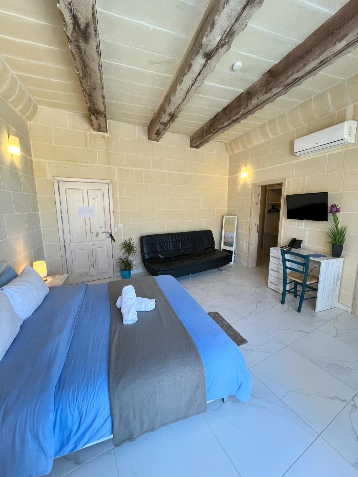 Fiftyfour West Boutique Living Bed & Breakfast Gharb  Luaran gambar