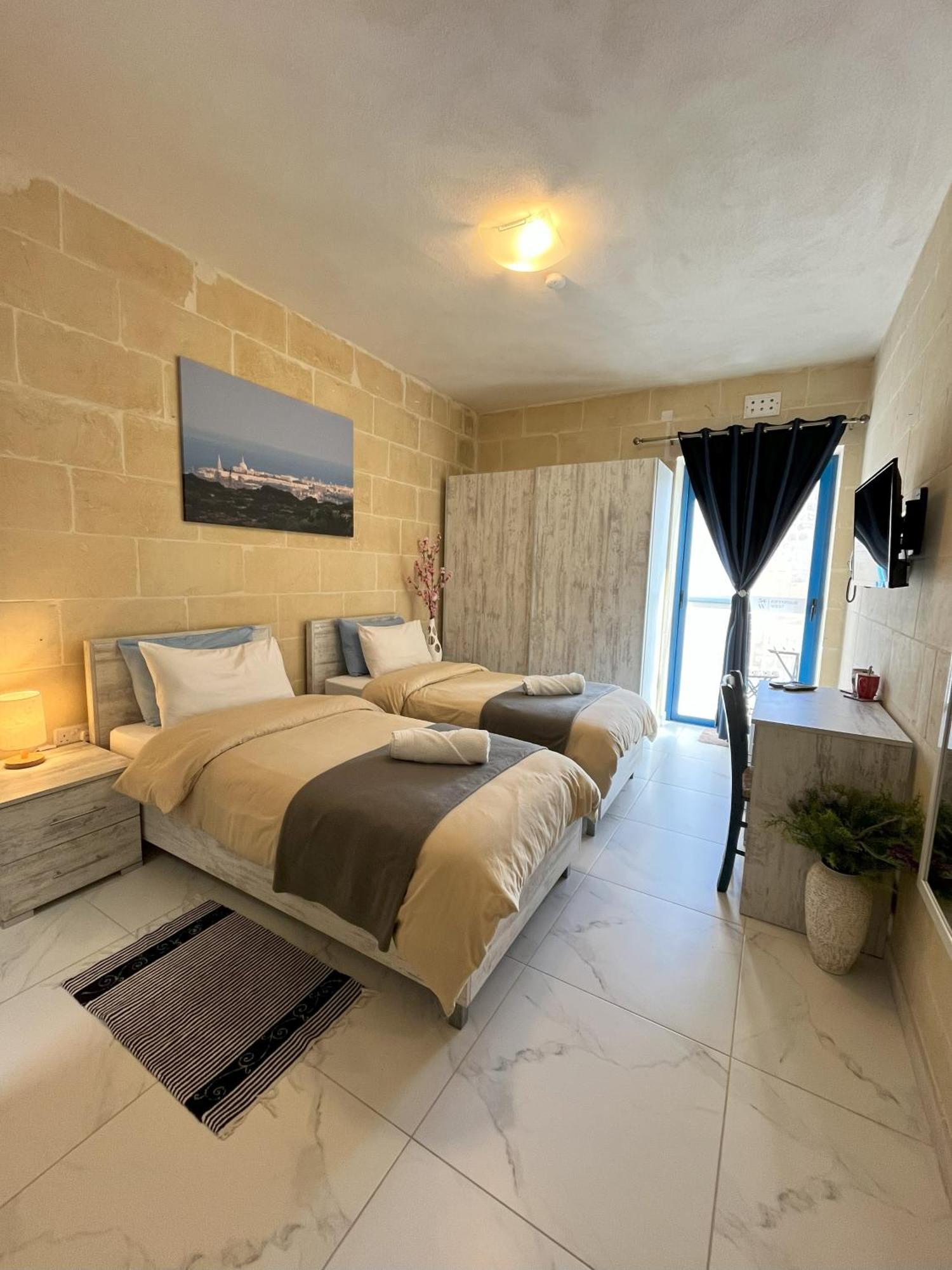 Fiftyfour West Boutique Living Bed & Breakfast Gharb  Luaran gambar